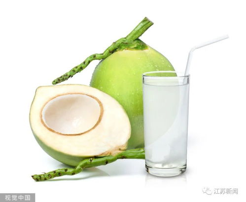 喝預(yù)開口的椰子進(jìn)急診 醫(yī)生提醒